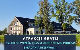 Natural Hotel-Ostróda-basen na III kondygnacji-pokoje wellness z saunami